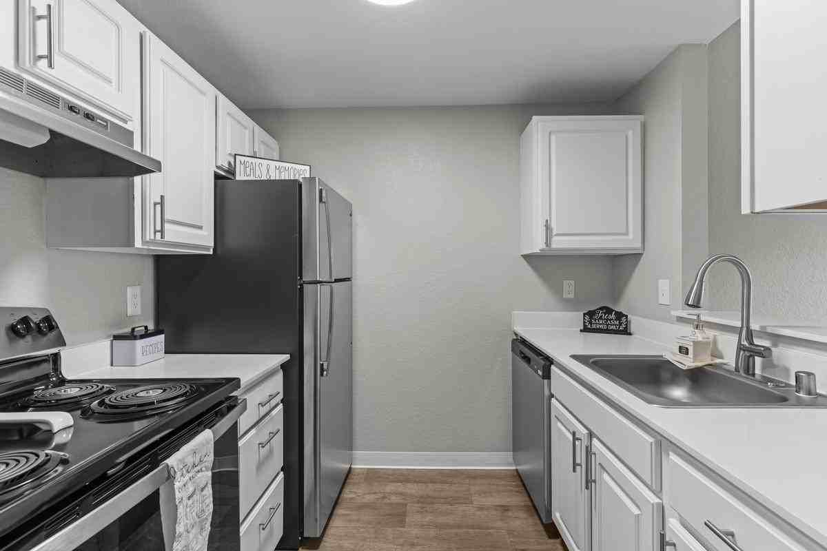 5424 212th St Sw - Photo 6 of 10