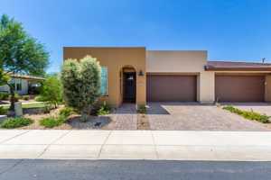 featured image of 779 E Cobble Stone Dr