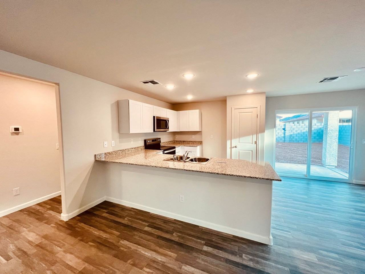 2083 E Velvet Pl - Photo 6 of 26