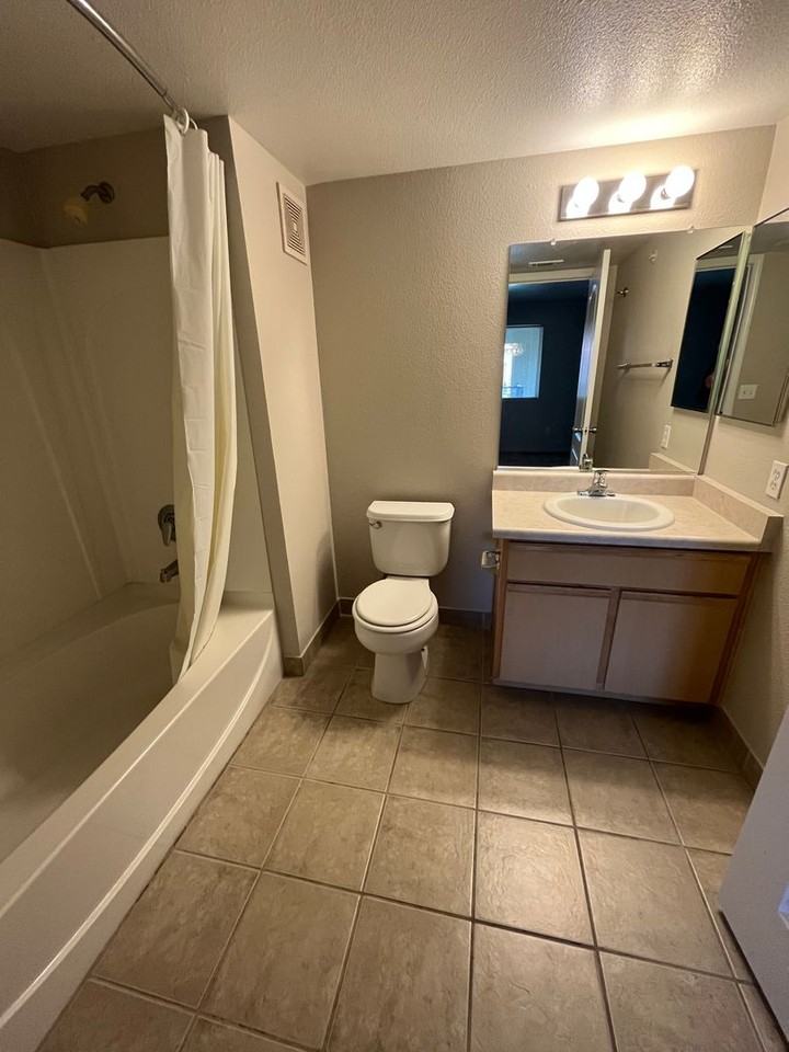 6850 Sharlands Ave - Photo 2 of 21