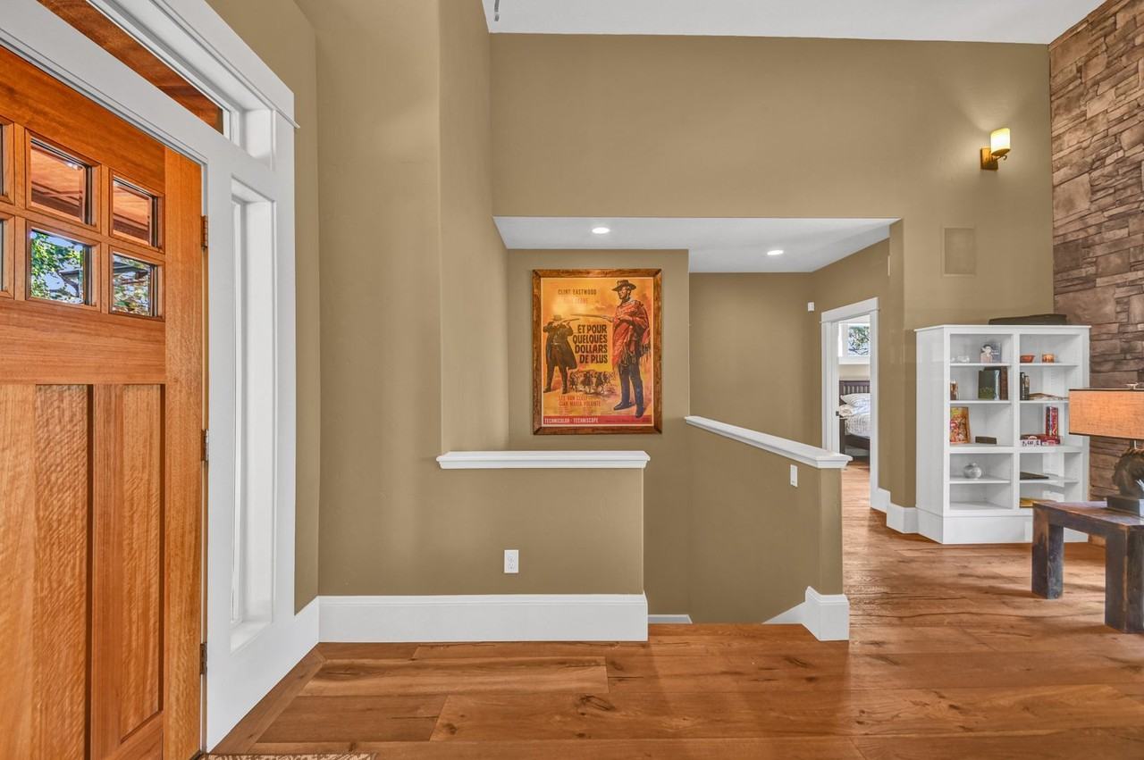 2095 Nw Cascade View Dr - Photo 4 of 50