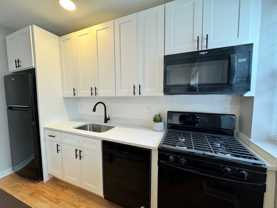 3051 W Leland Ave #201 - Photo 1 of 1