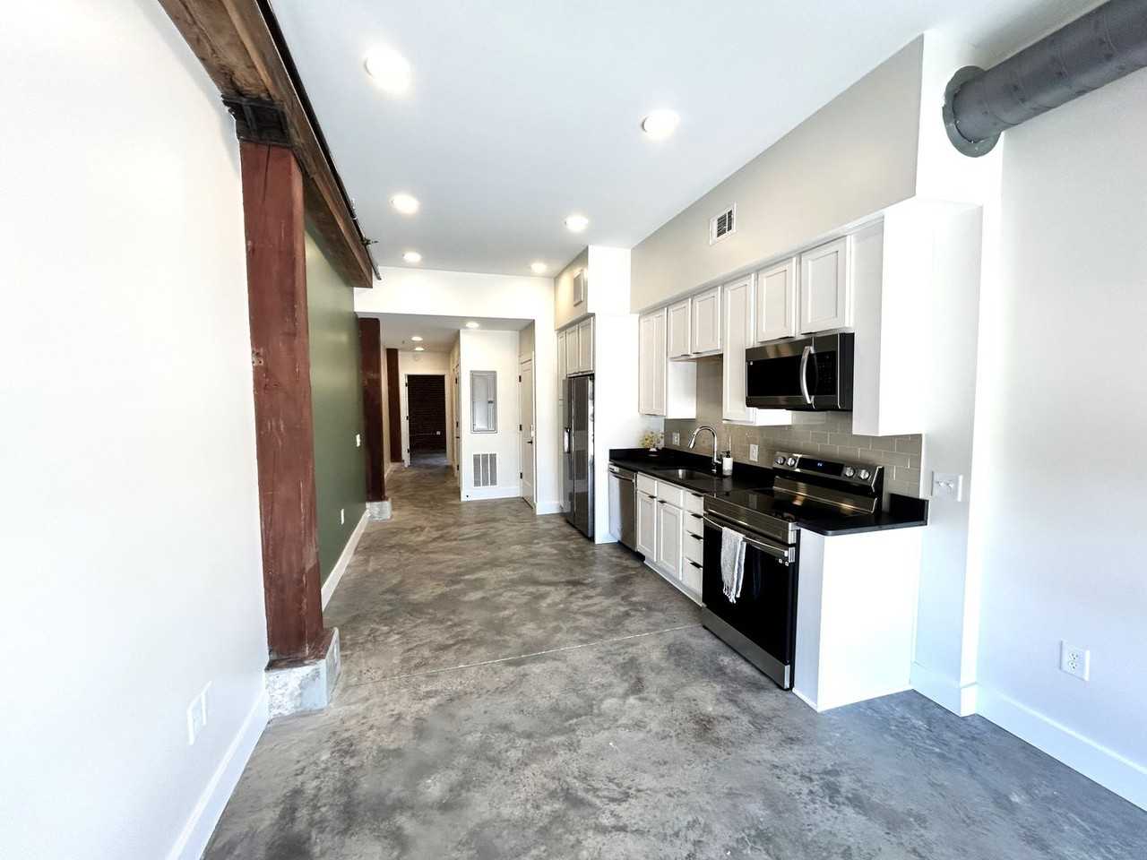 805 Martin Luther King Jr Blvd #13 - Photo 4 of 13