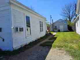 726 Chestnut St #C - Photo 1 of 1