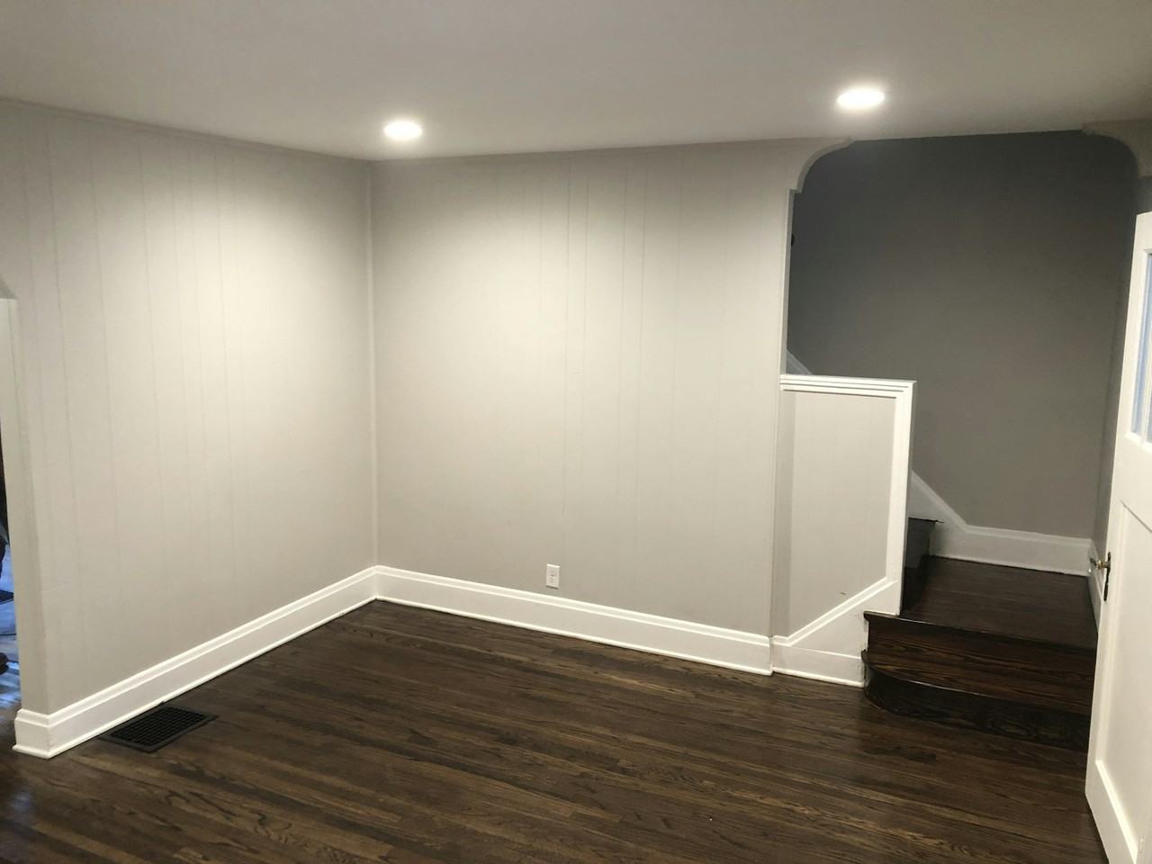 615 East 17th Street - Photo 2 of 14
