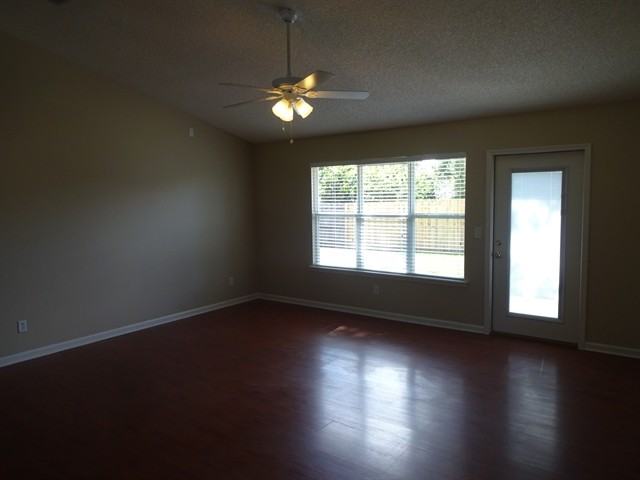 3401 Citation Dr - Photo 3 of 14
