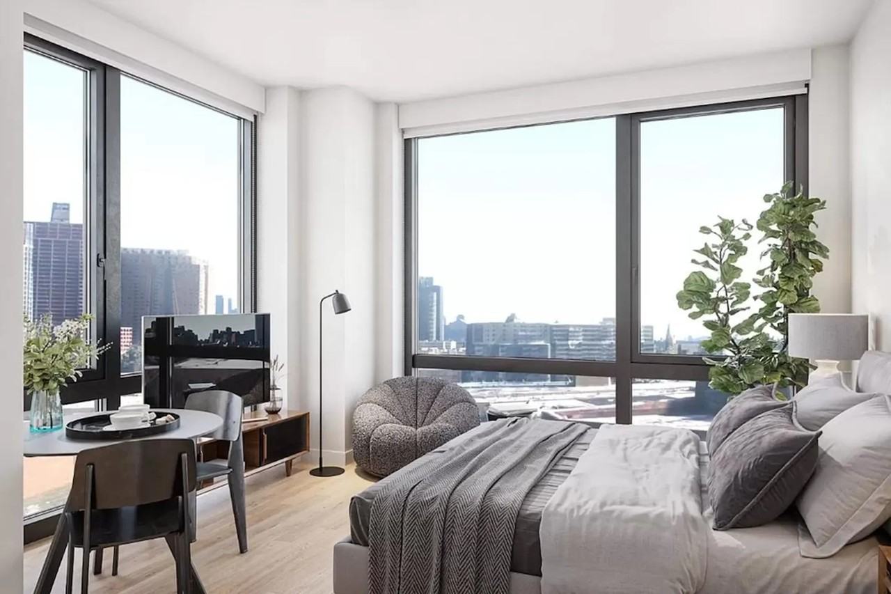 69 Commercial St - Photo 3 of 11