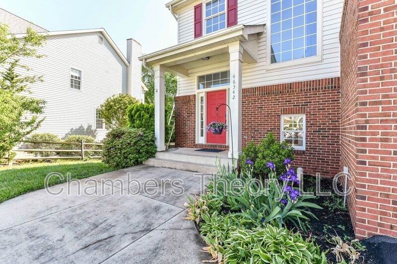 46342 Summerhill Pl - Photo 2 of 44