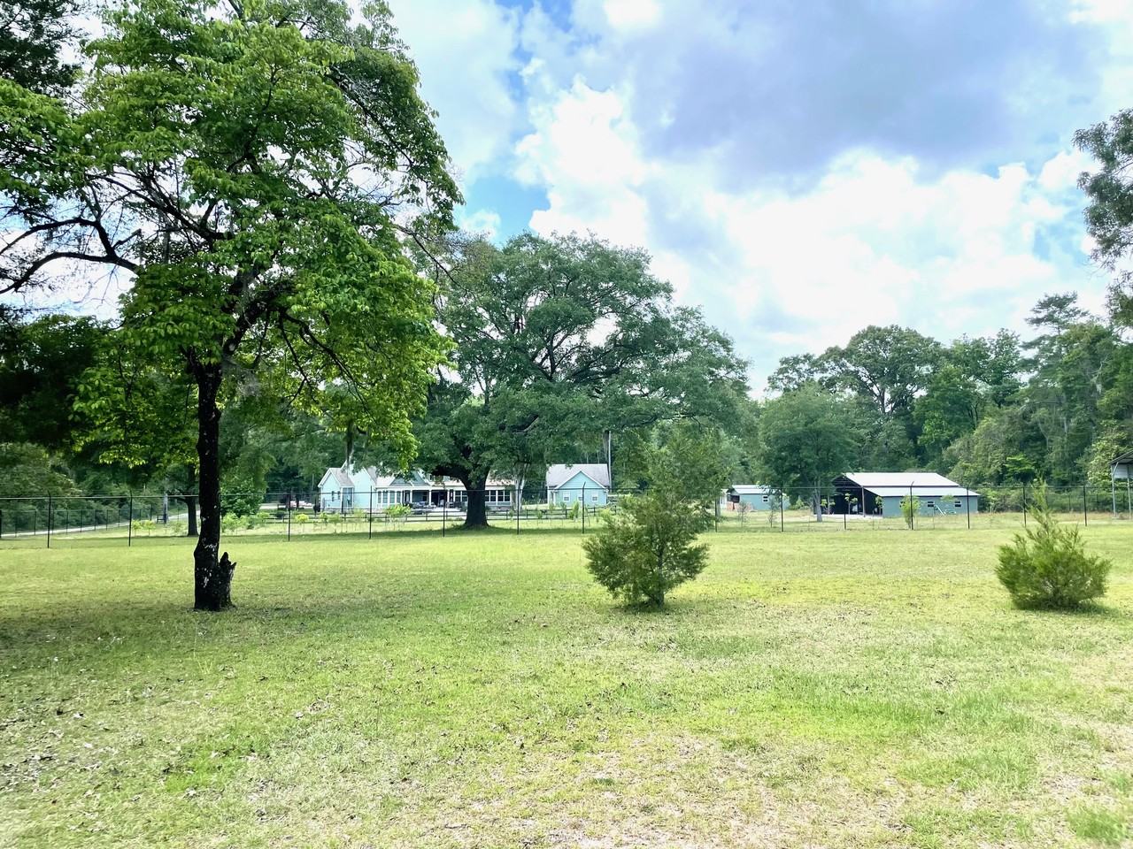 112 G F Mckenzie Ln - Photo 3 of 26