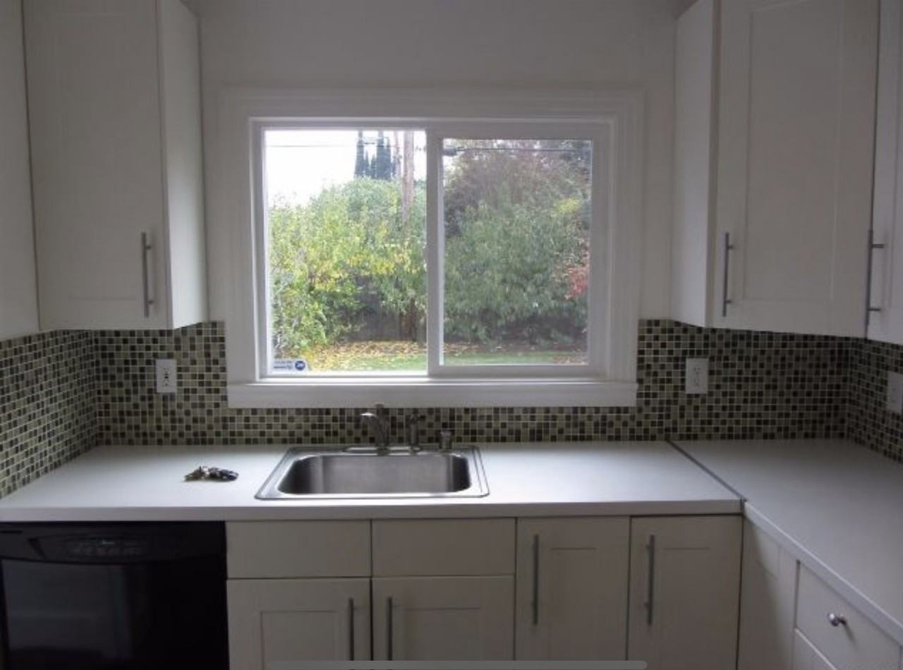 3914 12th Ave - Photo 3 of 6