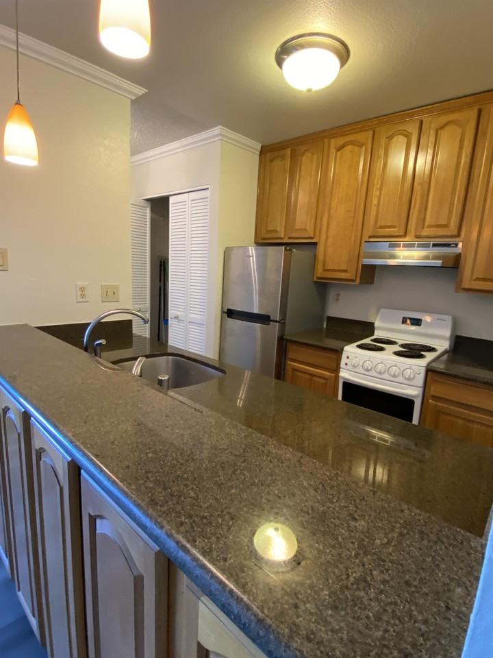 280 Stonegate Cir #1 - Photo 7 of 26