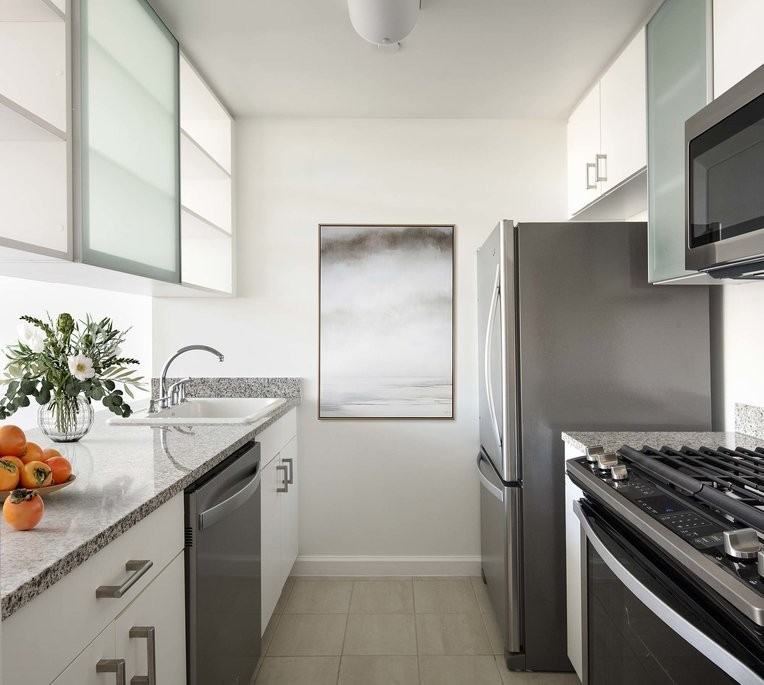 W 56th St #1908 - Photo 3 of 18