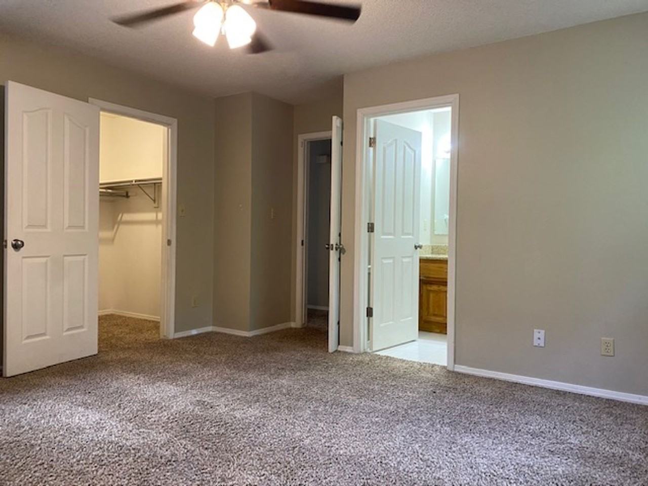 337-339 Northpark Ln. - Photo 3 of 5