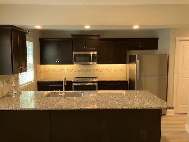 4904 Nw Barry Rd - Photo 2 of 17