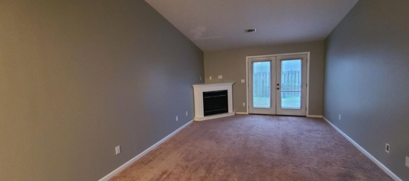 1236 Longpoint Dr - Photo 3 of 9