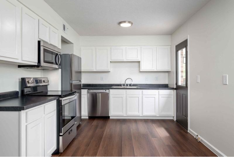 8055 Tom Evans Rd - Photo 2 of 7