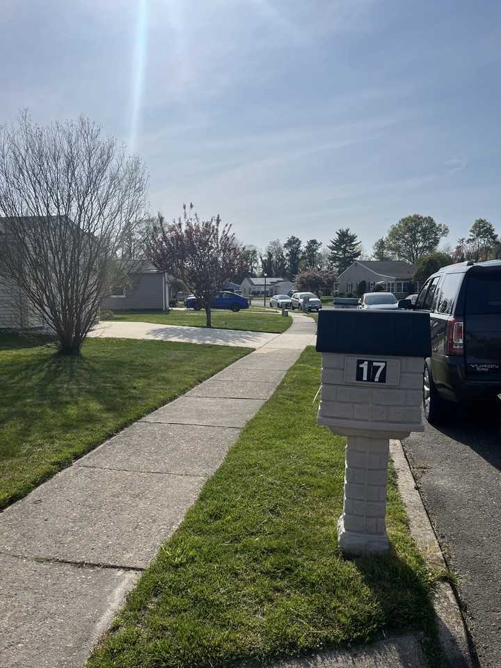 17 Thornbury Pl #NA - Photo 3 of 50