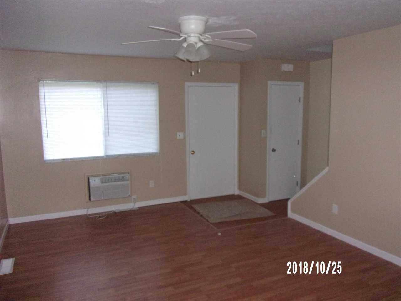 485 Brentwood Ave #B485 - Photo 6 of 9