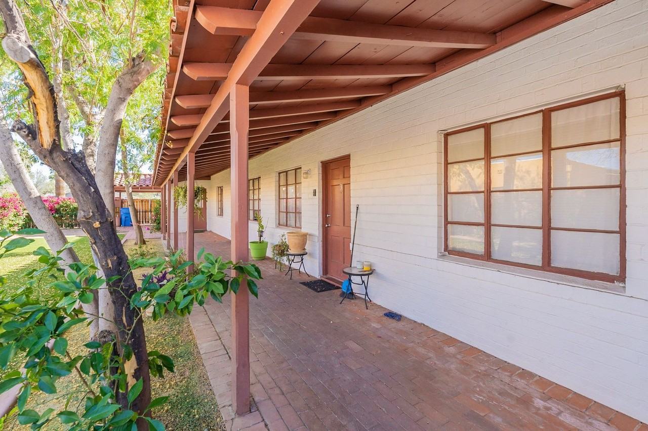 928 W Mcdowell Rd #4 - Photo 2 of 24