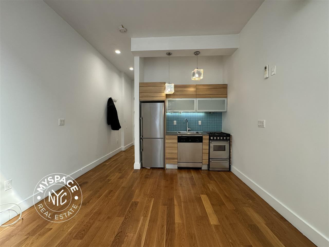 1002 Bushwick Ave #4C - Photo 3 of 6