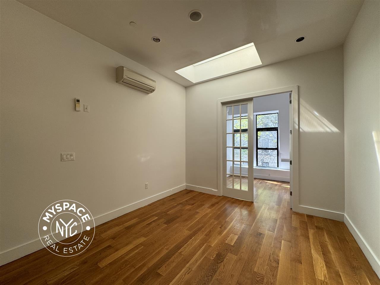 1002 Bushwick Ave #4C - Photo 4 of 6