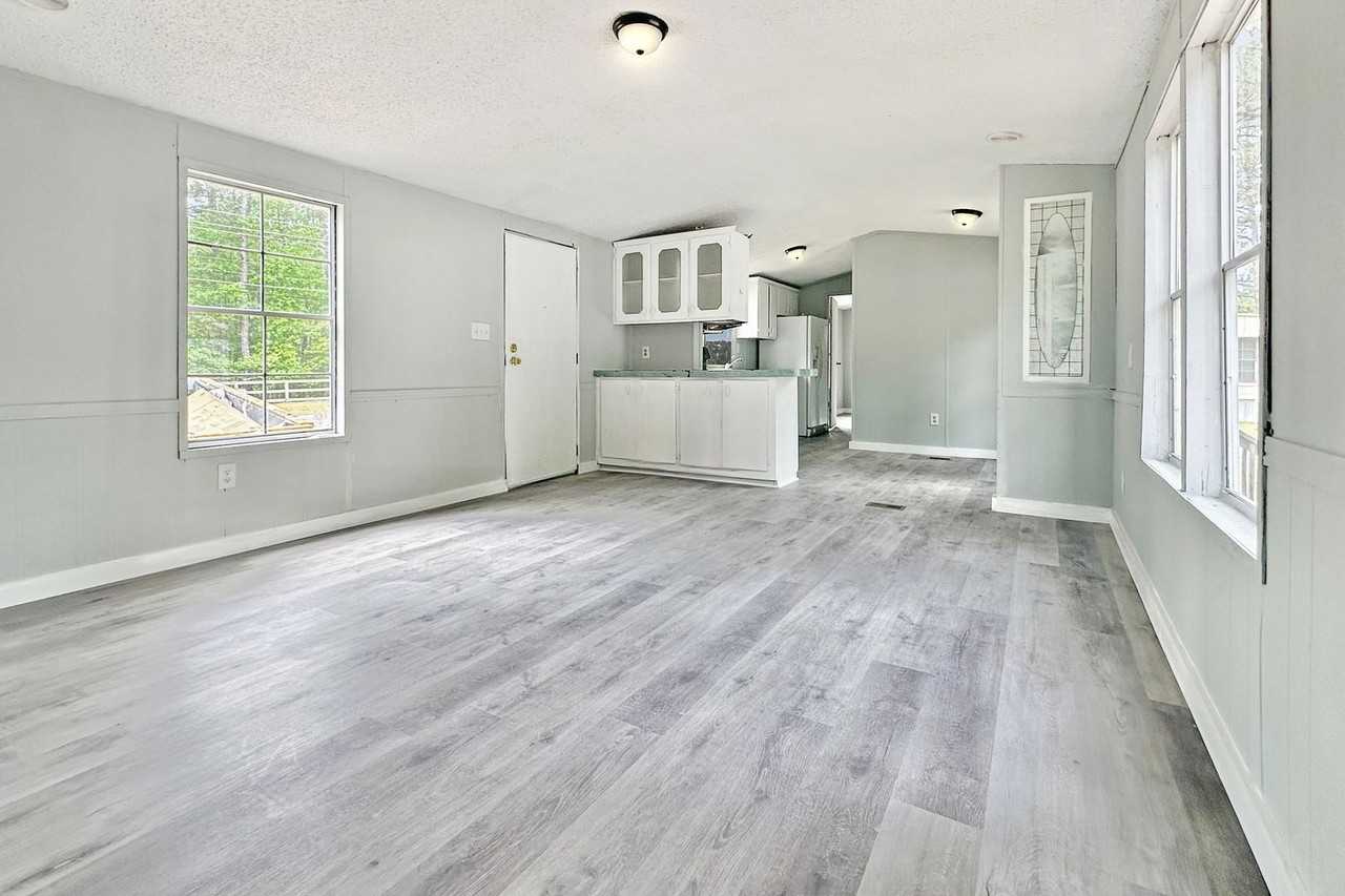 159 New Hope Cir - Photo 3 of 18