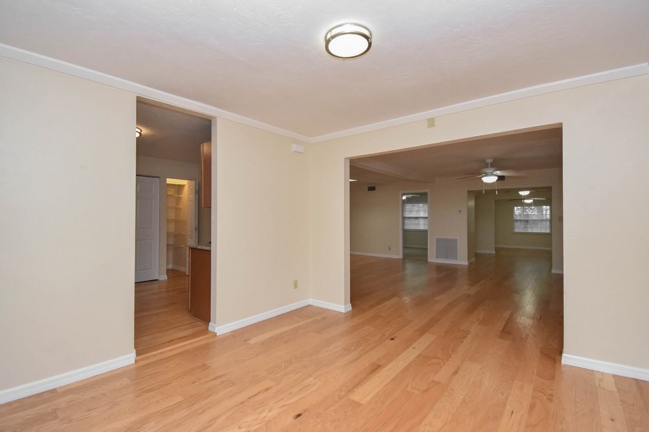 710 Northwest 54th Terrace - Photo 2 of 14