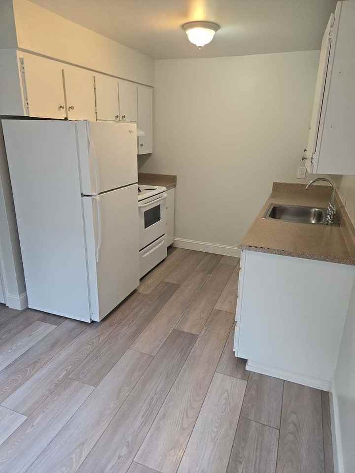 Tuscany Village - Photo 3 of 8