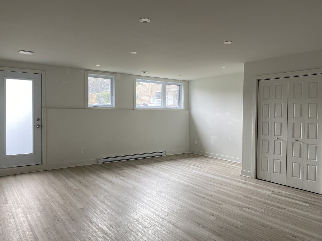 201 Rue Desmarchais - Photo 3 of 10