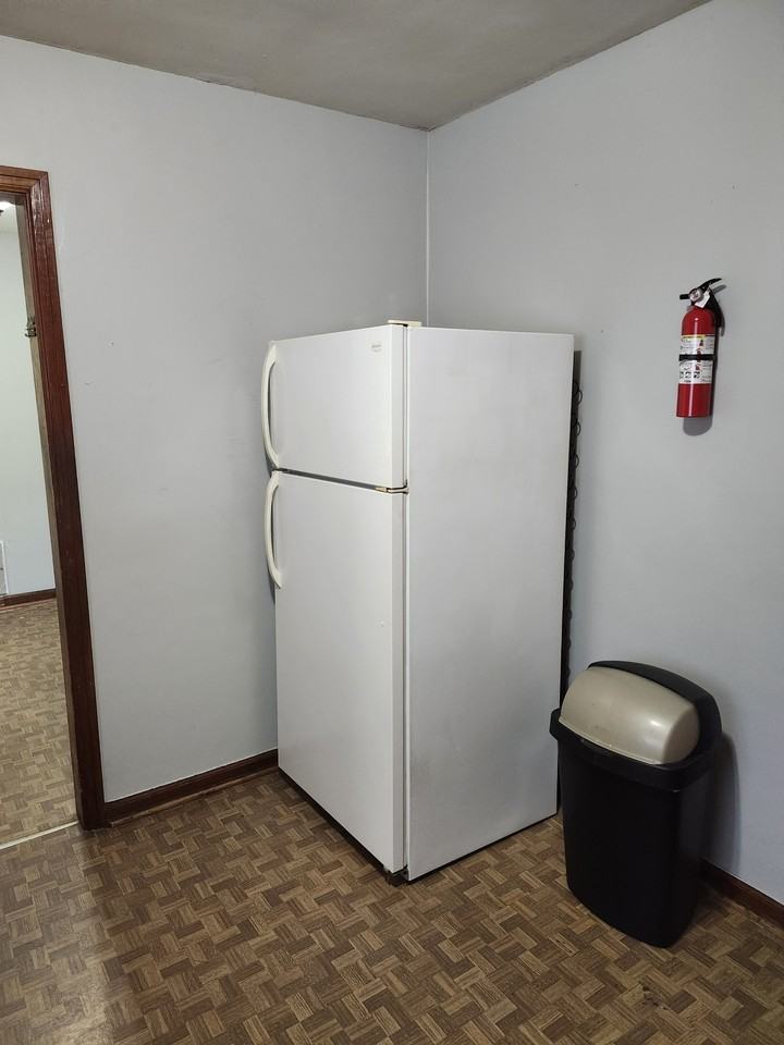 312 Jackson St #NA - Photo 3 of 7