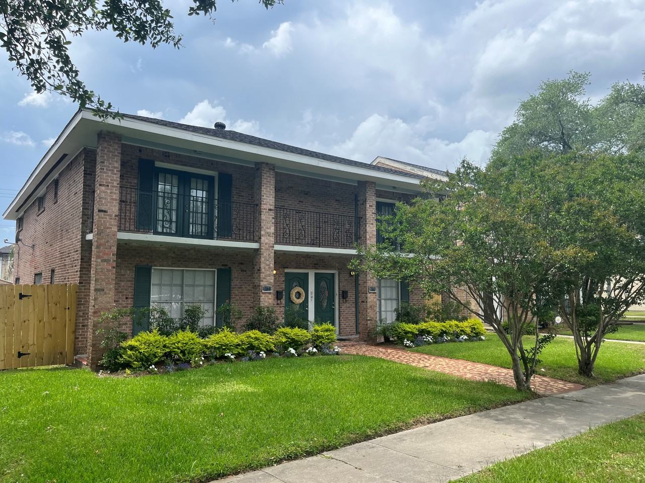 5874 Canal Blvd - Photo 2 of 12