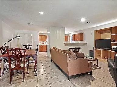 5874 Canal Blvd - Photo 5 of 12