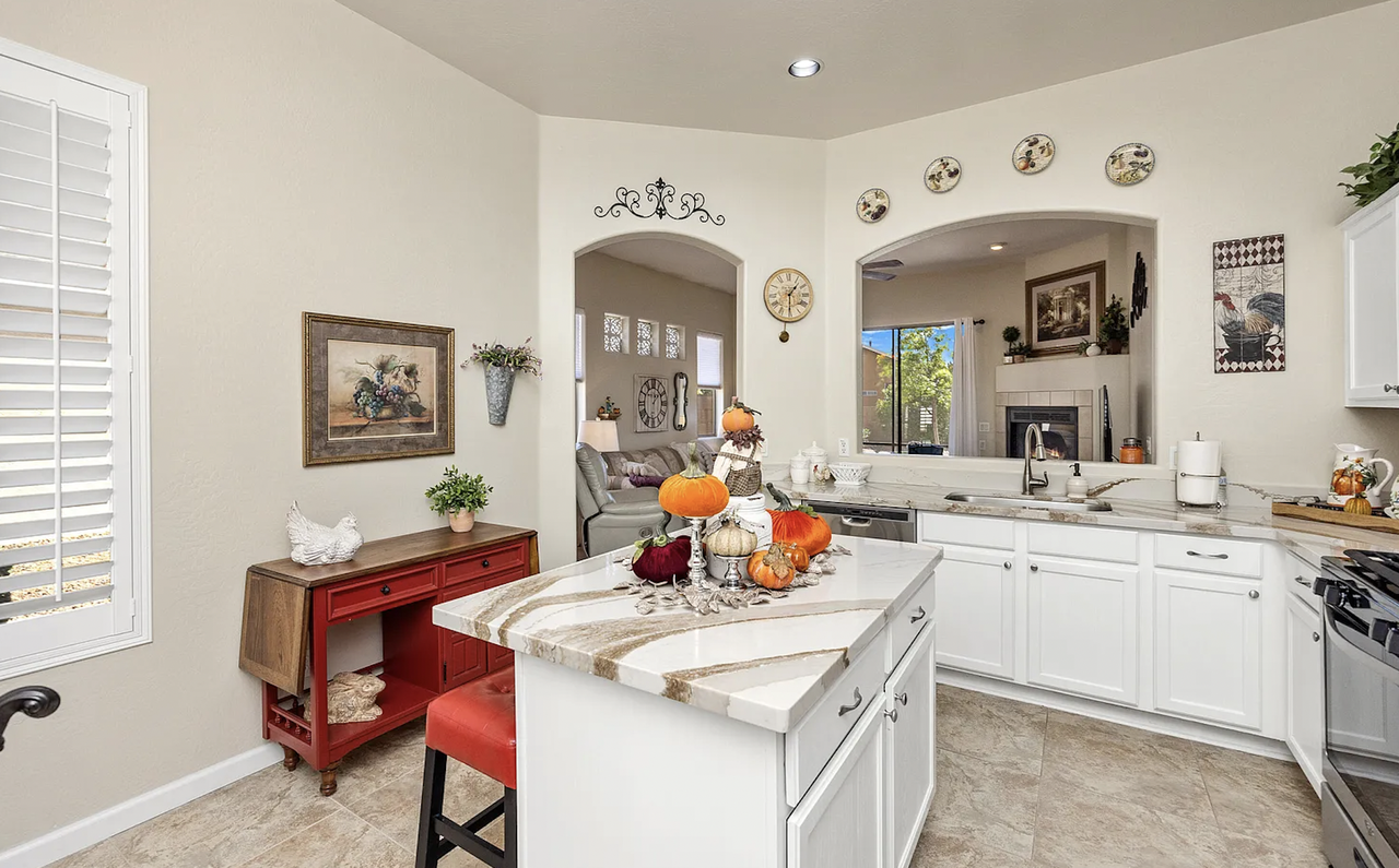 6585 E Kilkenny Pl #NA - Photo 4 of 13