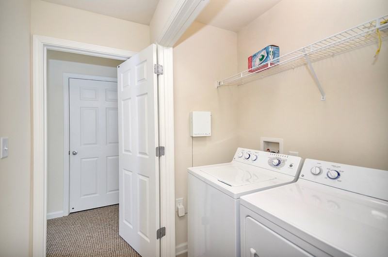 765 Denali Way #302 - Photo 5 of 17