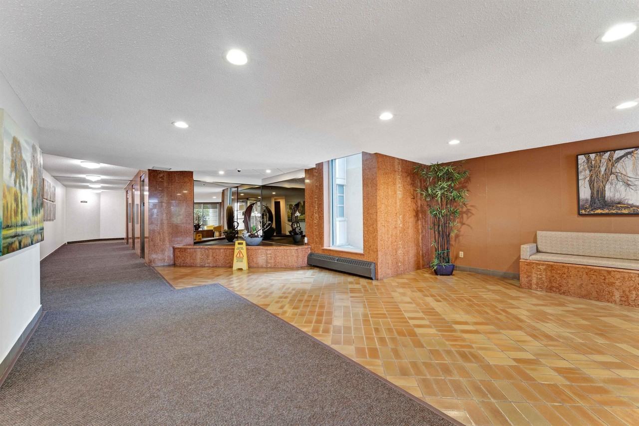 555 Brittany Drive - Photo 3 of 24