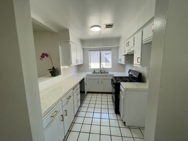 Ainsworth - Photo 7 of 46