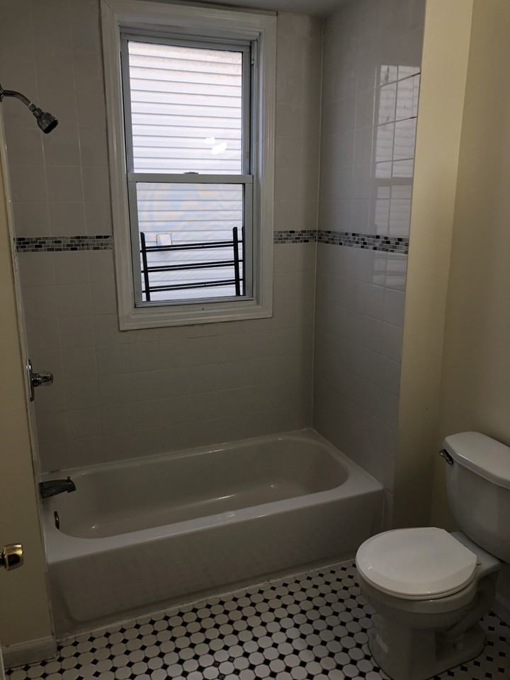 101 Hedden Terrace - Photo 3 of 8