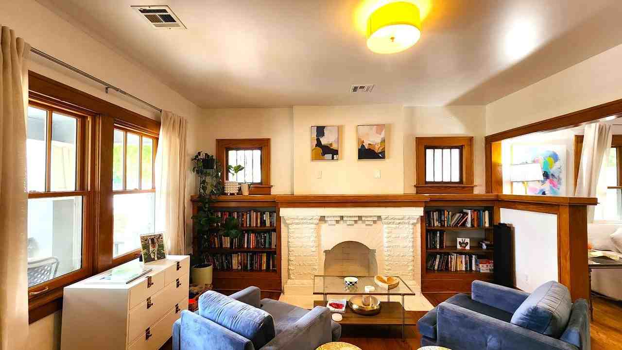 511 Nw 25th St - Photo 2 of 44