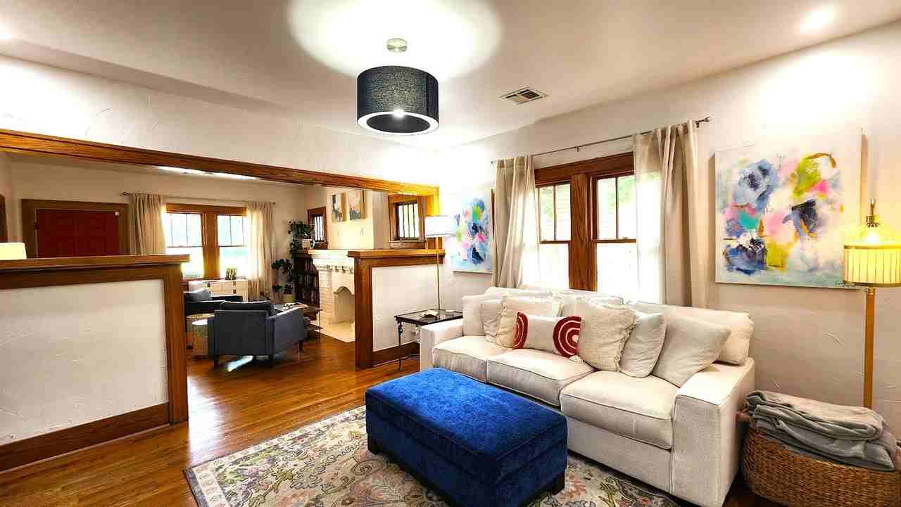 511 Nw 25th St - Photo 3 of 44