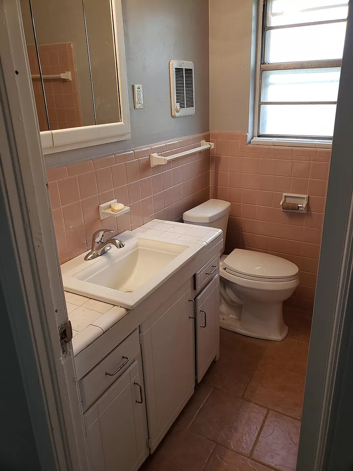 724 Northeast 81st Street - Photo 7 of 12