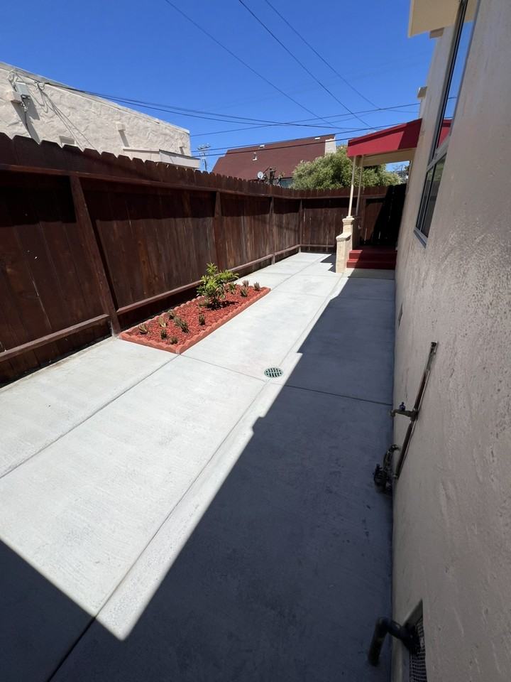 197 Poplar Ave - Photo 2 of 11