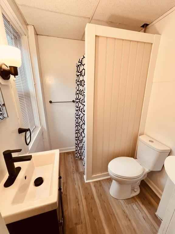 34 Union St Apt 1 - Photo 4 of 12