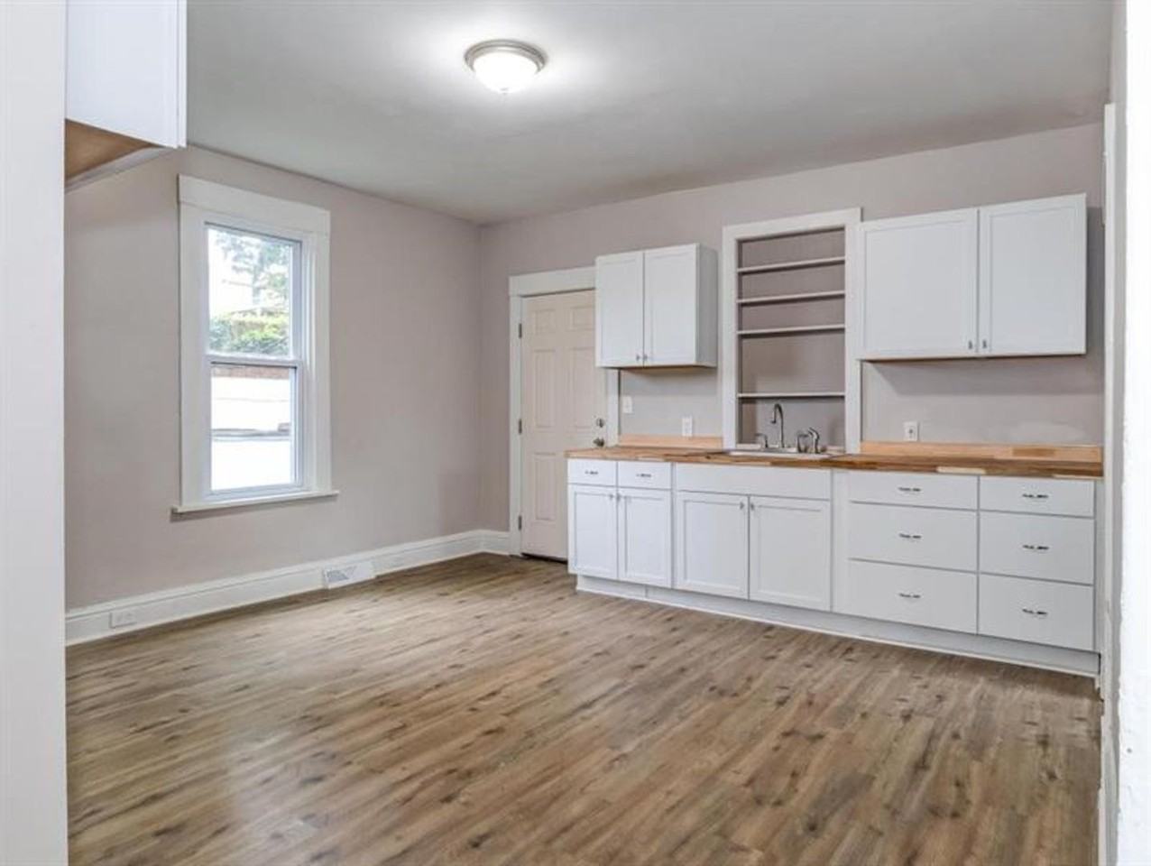 1457 7th Ave - Photo 2 of 18