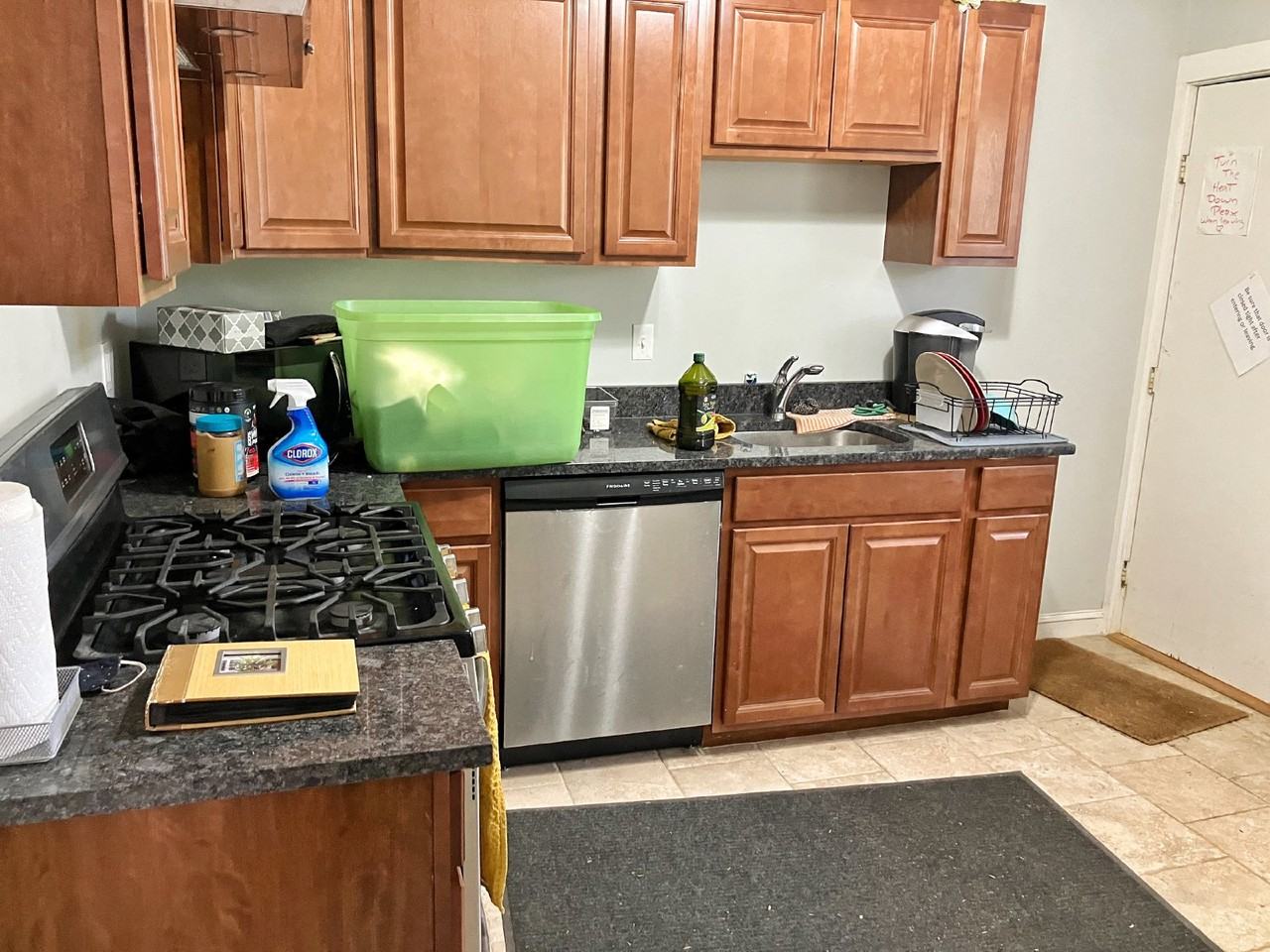 265 Hyde Park Ave Apt 2r - Photo 3 of 7