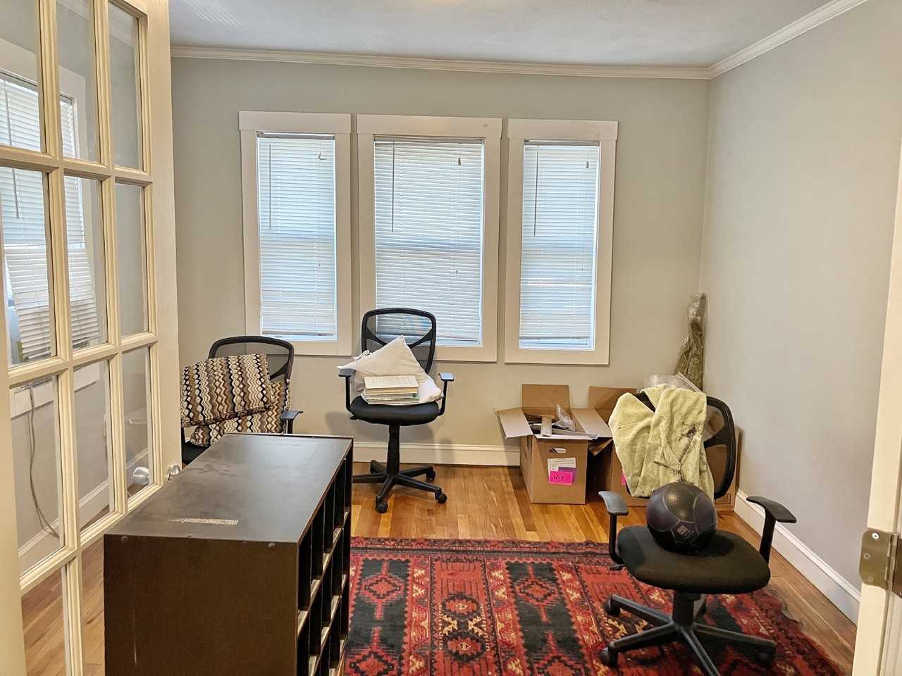 265 Hyde Park Ave Apt 2r - Photo 6 of 7