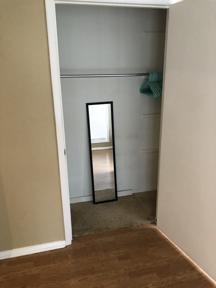 302 Park Ridge Cir #NA - Photo 4 of 30