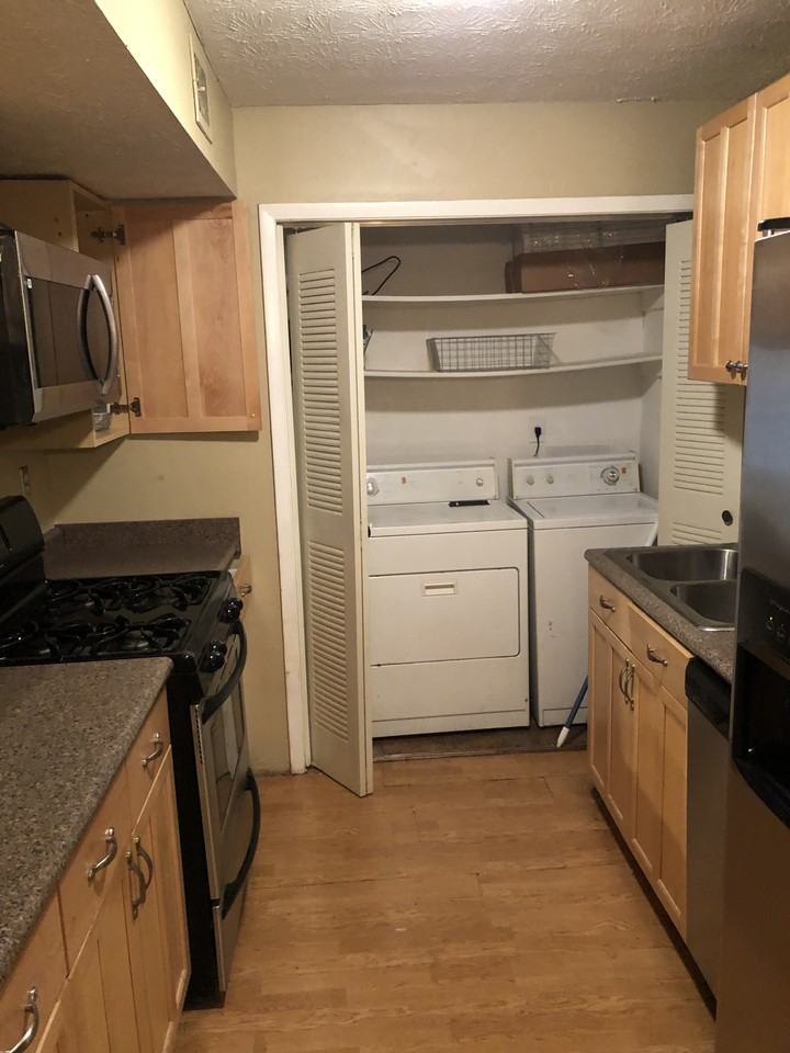 302 Park Ridge Cir #NA - Photo 5 of 30