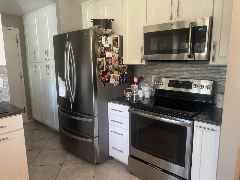 1430 Nw Douglas Dr - Photo 3 of 7