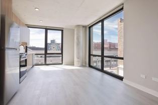 4617 N Broadway St #315 - Photo 1 of 1