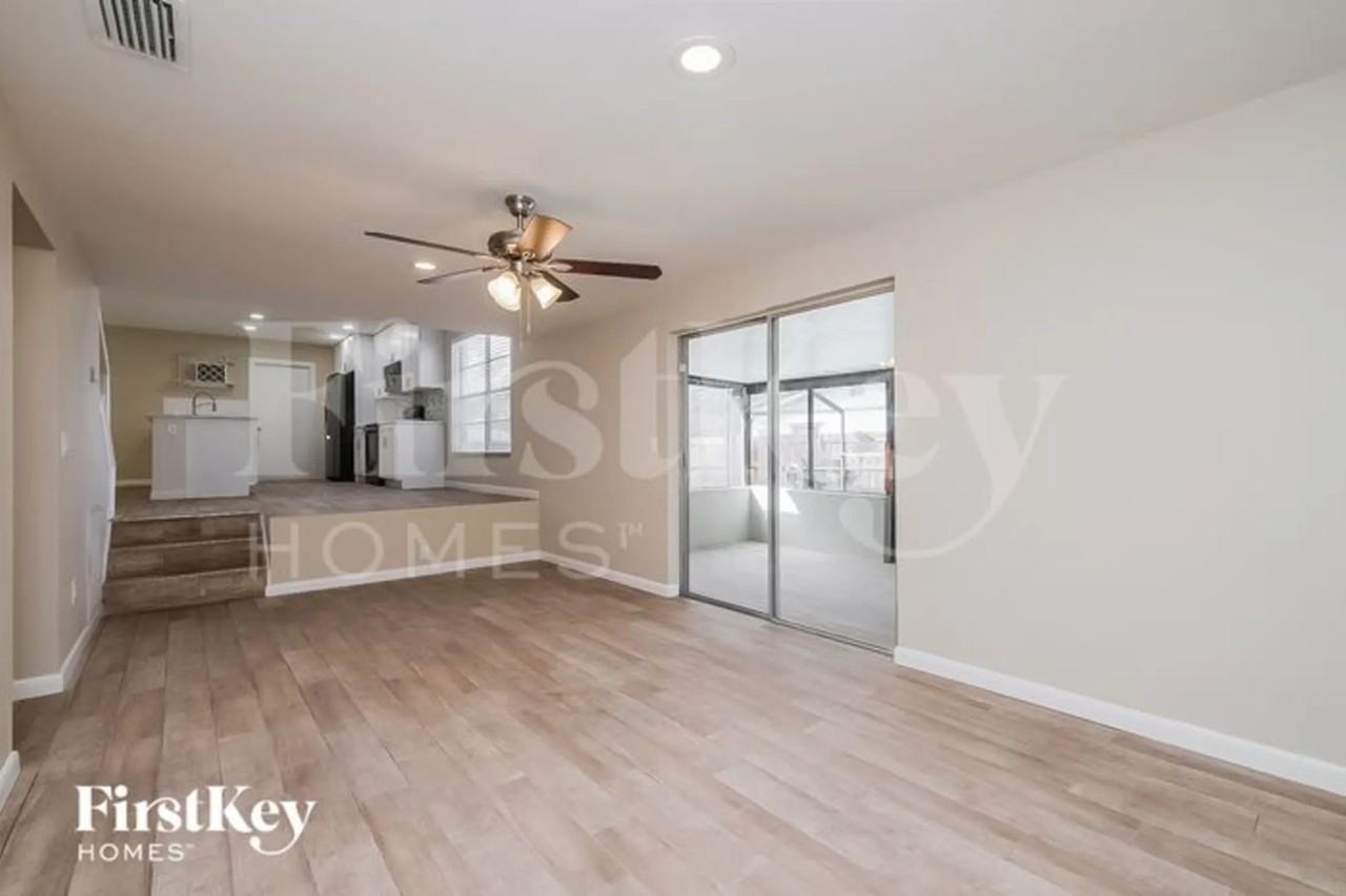 1437 Foggy Ridge Pkwy - Photo 3 of 15